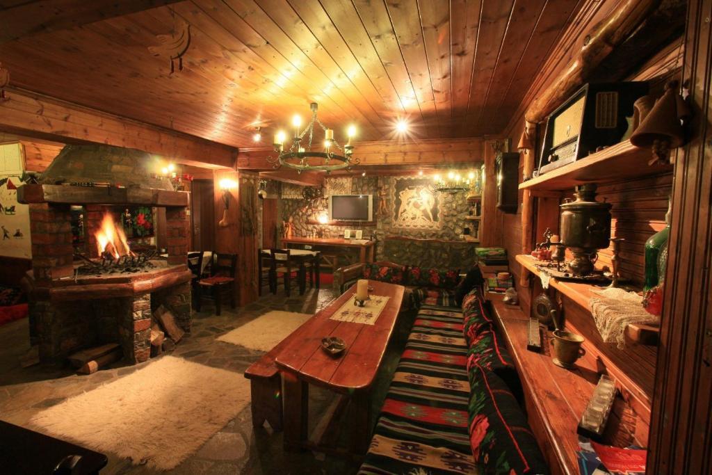 梅塔诺佛希斯 莉迪亚里托斯旅馆酒店 外观 照片
